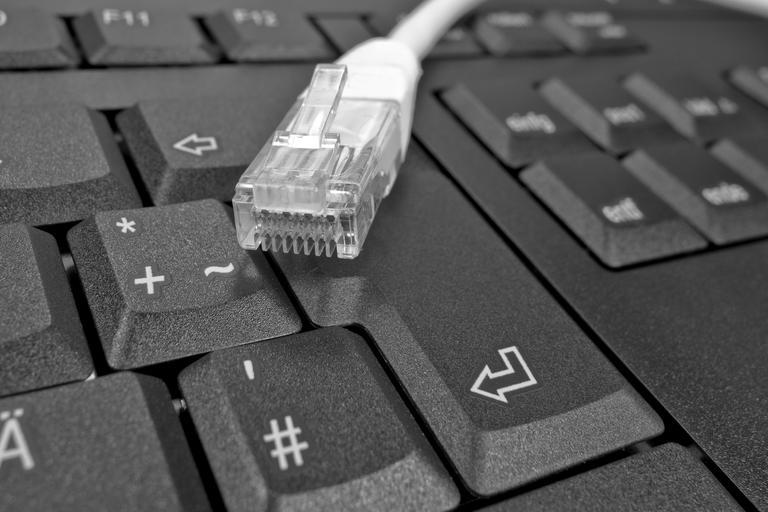 Kabel pro připojení k internetu